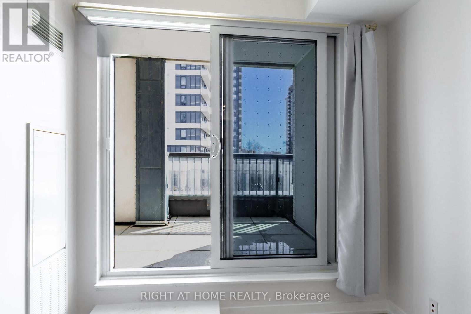 320 - 7950 Bathurst Street, Vaughan, Ontario  L4J 0B8 - Photo 38 - N12877330