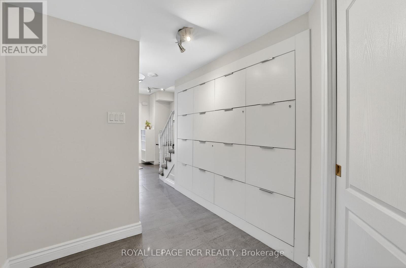 172 Matthew Boyd Crescent, Newmarket, Ontario  L3X 3C7 - Photo 8 - N12877394