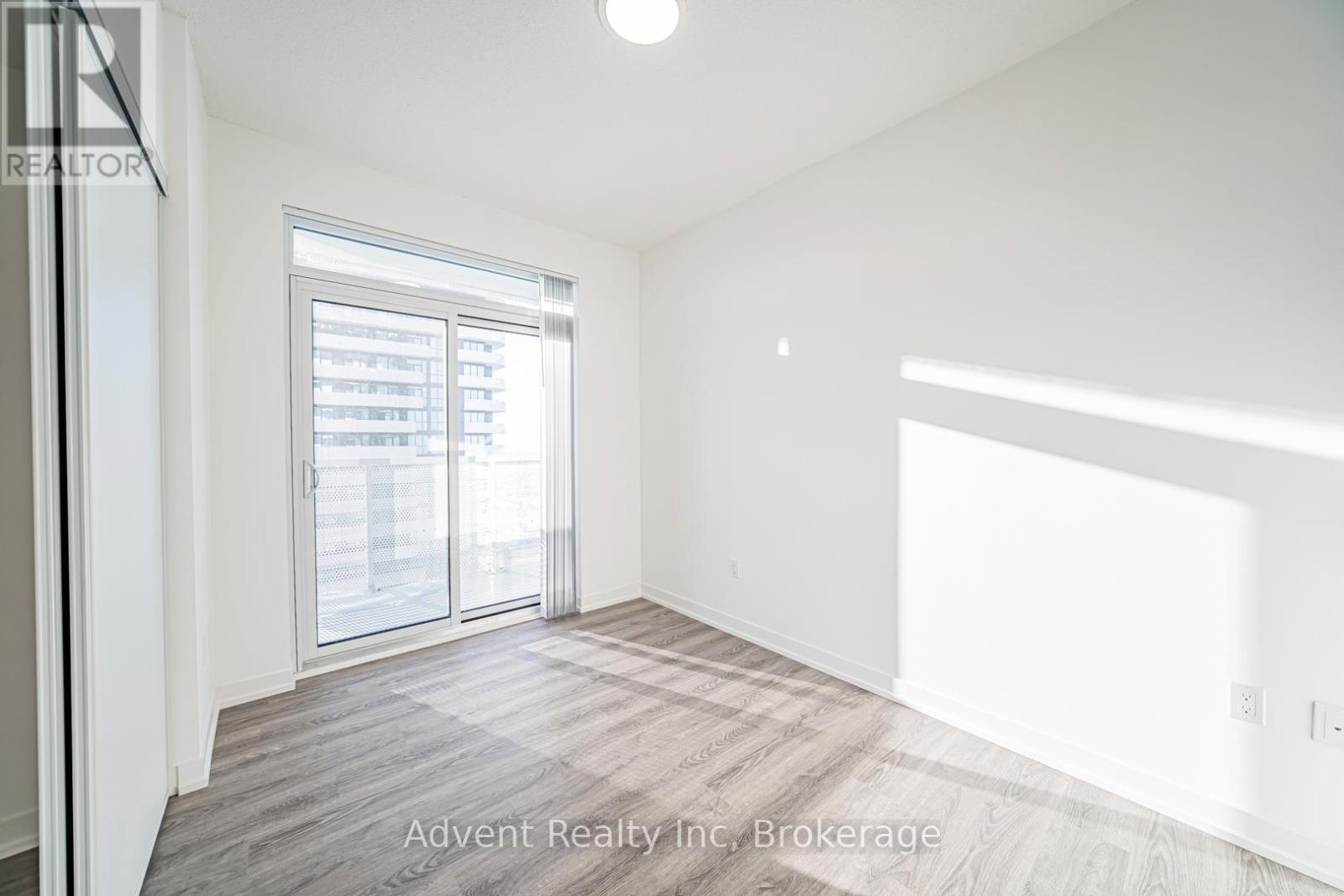 5512 - 8 Interchange Way, Vaughan, Ontario  L4K 0R2 - Photo 15 - N12877408