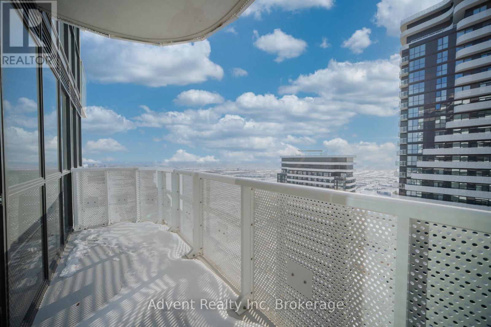 5512 - 8 Interchange Way, Vaughan, Ontario  L4K 0R2 - Photo 22 - N12877408