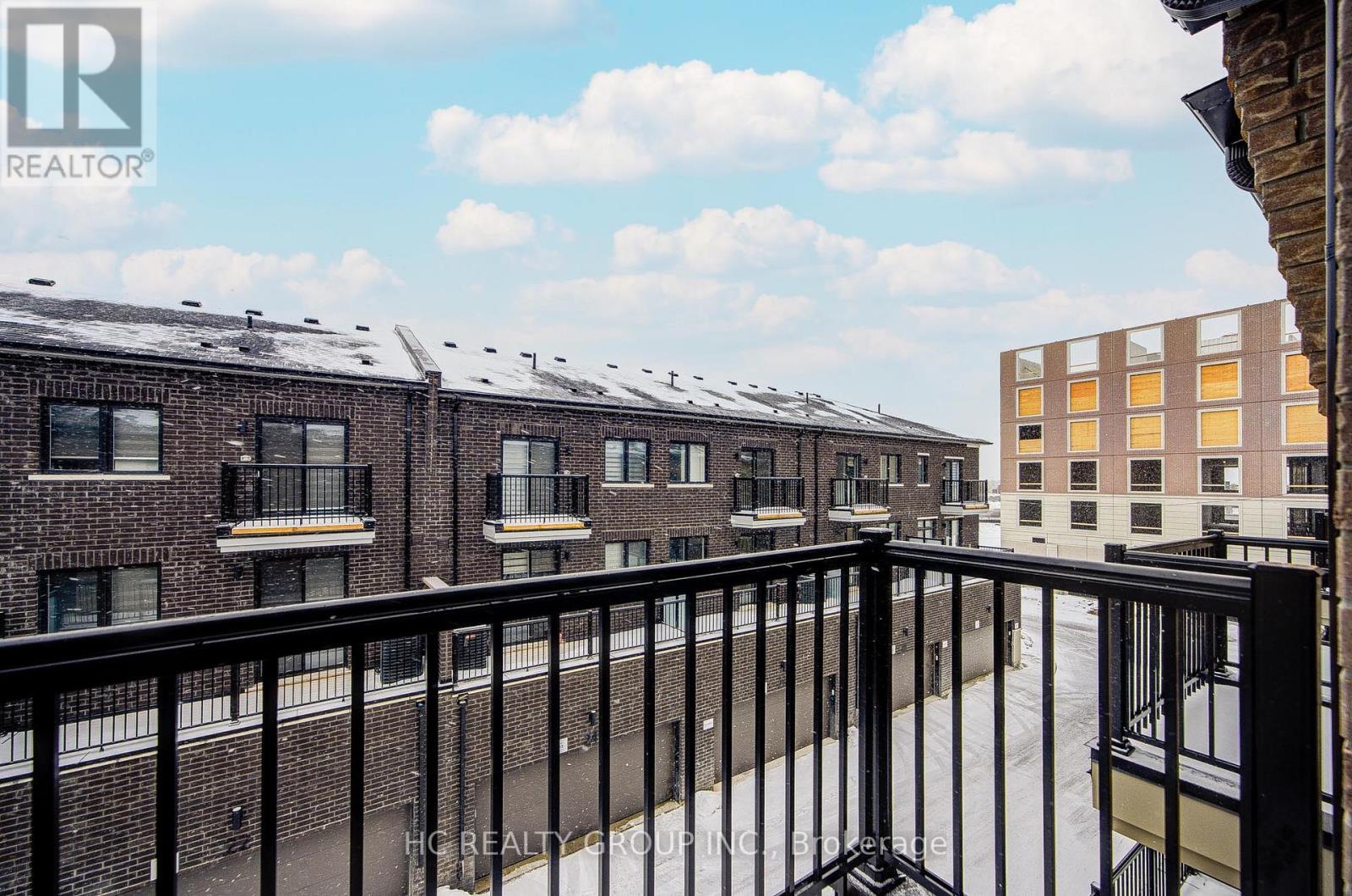 21 Mermot Lane, Richmond Hill, Ontario  L4B 0J5 - Photo 11 - N12877484