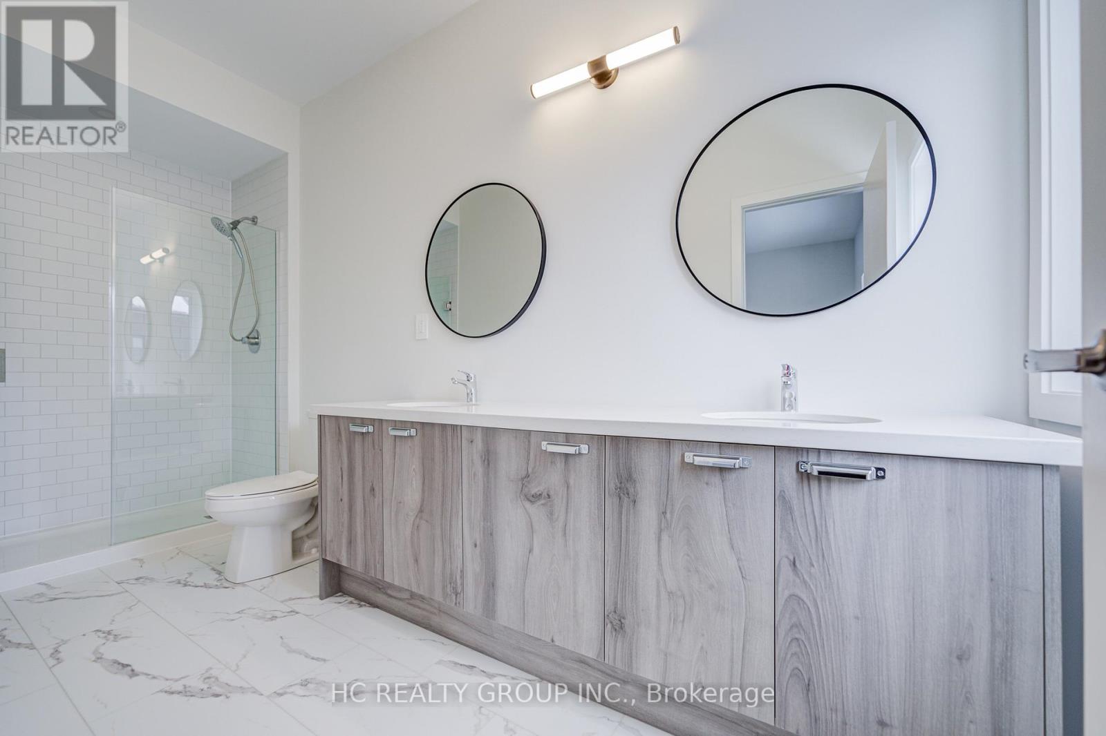 21 Mermot Lane, Richmond Hill, Ontario  L4B 0J5 - Photo 7 - N12877484