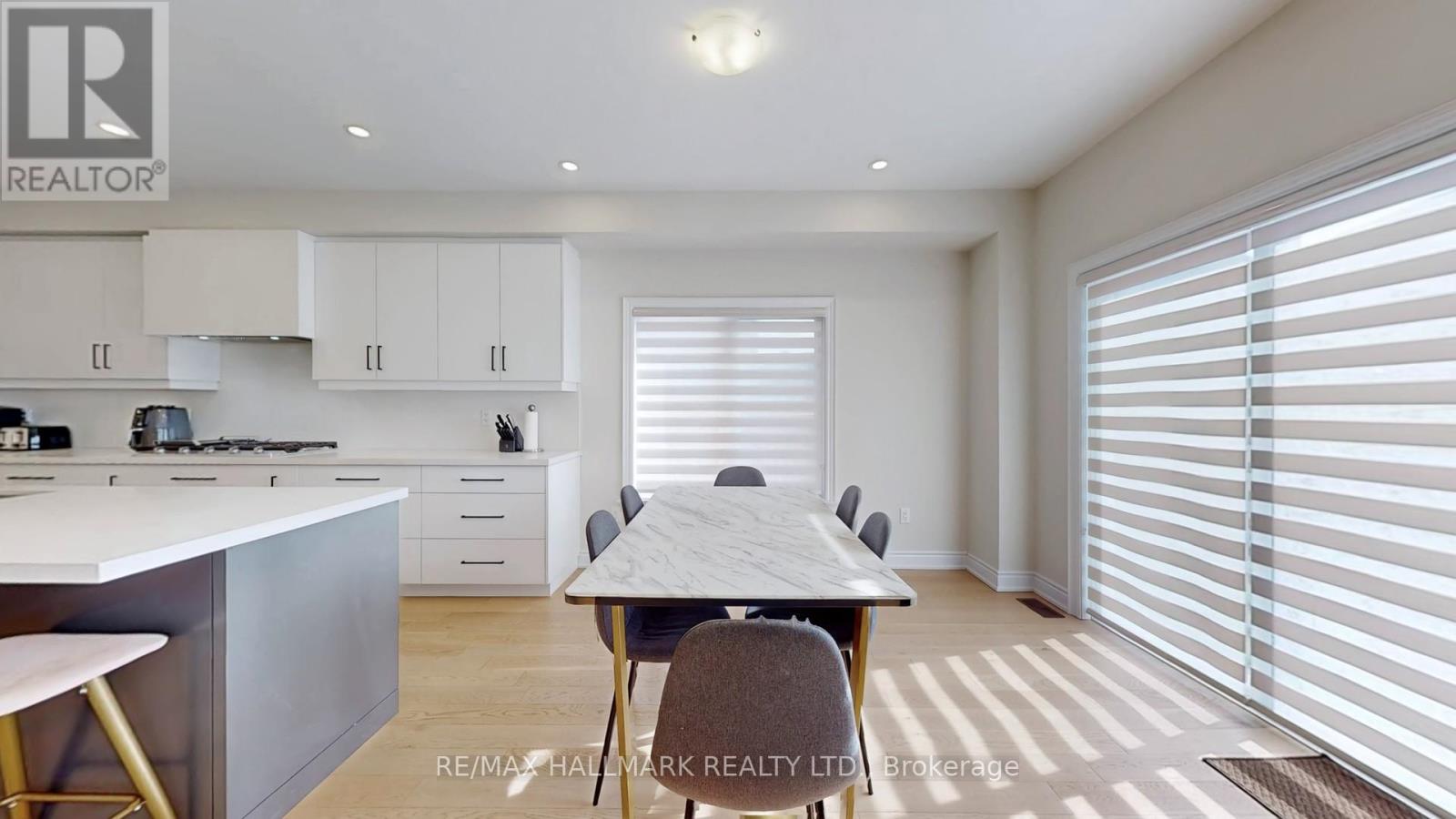 61 Mac Campbell Way, Bradford West Gwillimbury (Bradford), Ontario  L3Z 4M6 - Photo 7 - N12877502