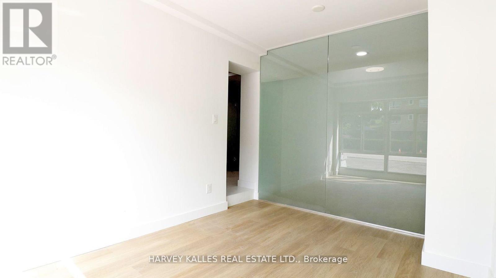 7 - 23 Cannon Road, Toronto, Ontario  M8Y 1R8 - Photo 9 - W12877250