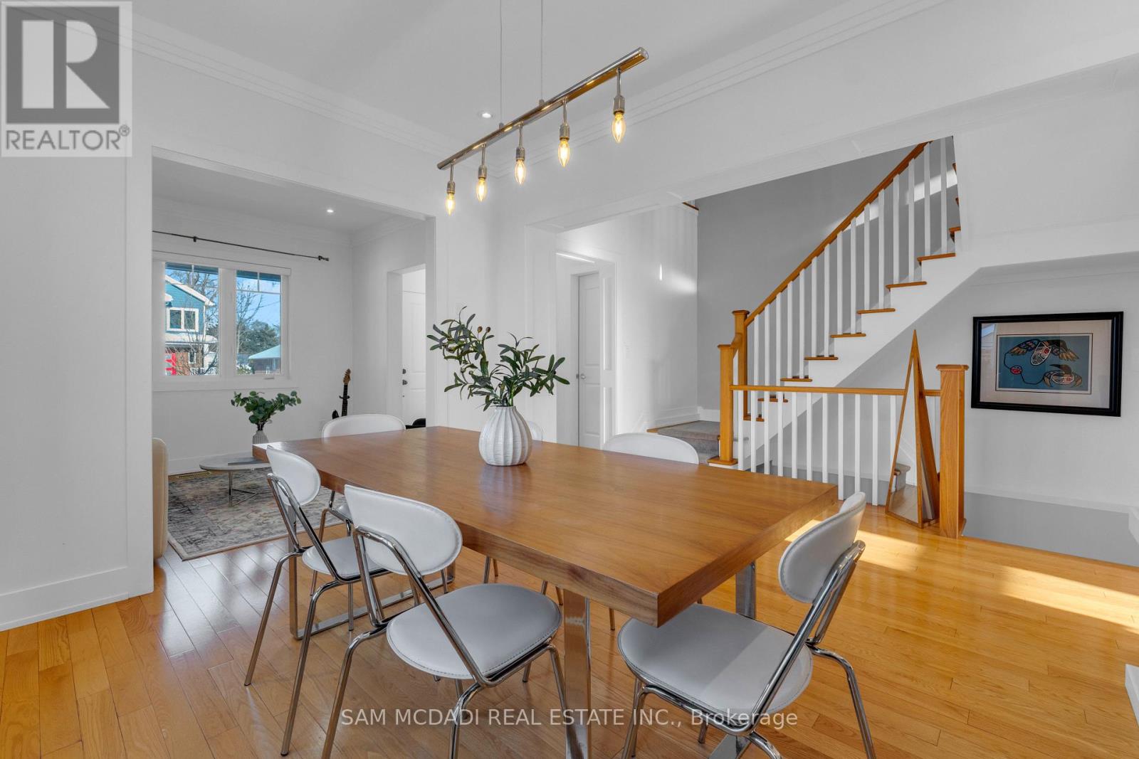 38 Pine Avenue N, Mississauga, Ontario  L5H 2P8 - Photo 6 - W12877260