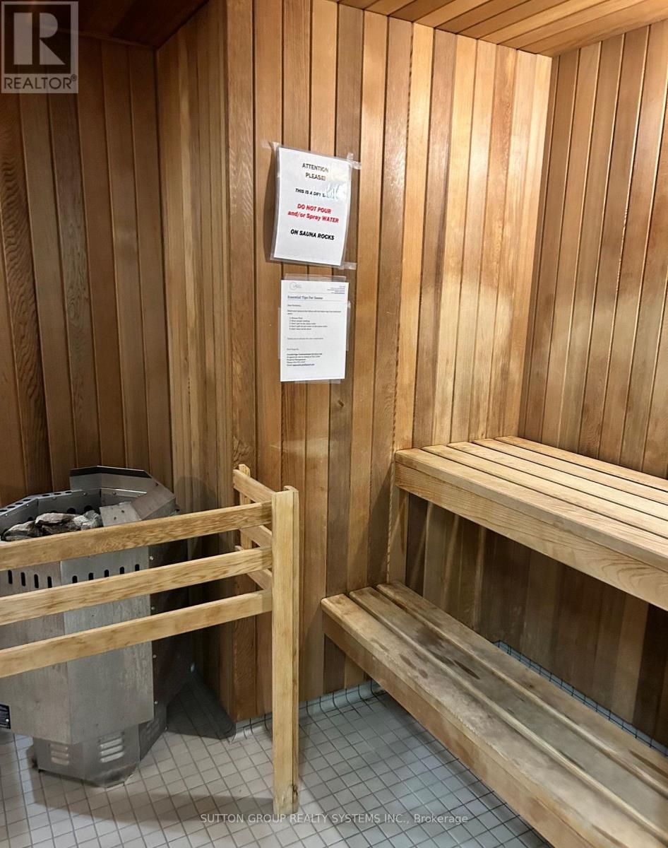 56 Annie Craig Drive, Toronto, Ontario  M8V 0C5 - Photo 21 - W12877274