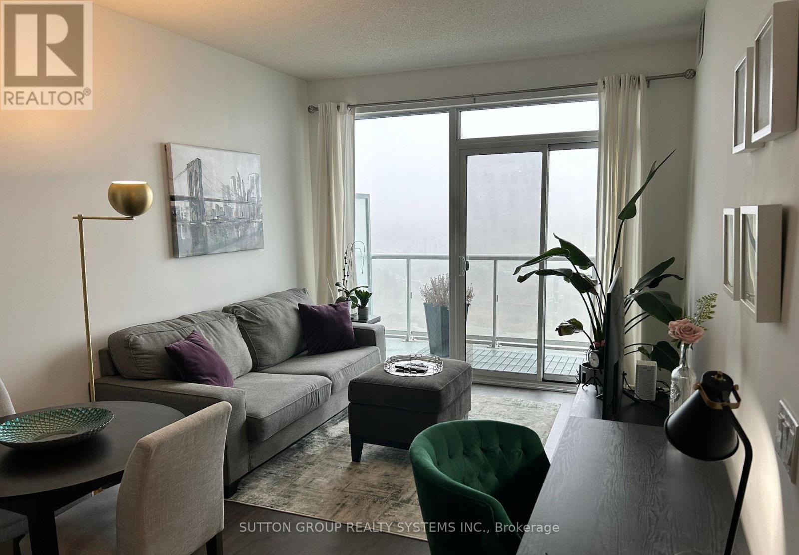 56 Annie Craig Drive, Toronto, Ontario  M8V 0C5 - Photo 7 - W12877274