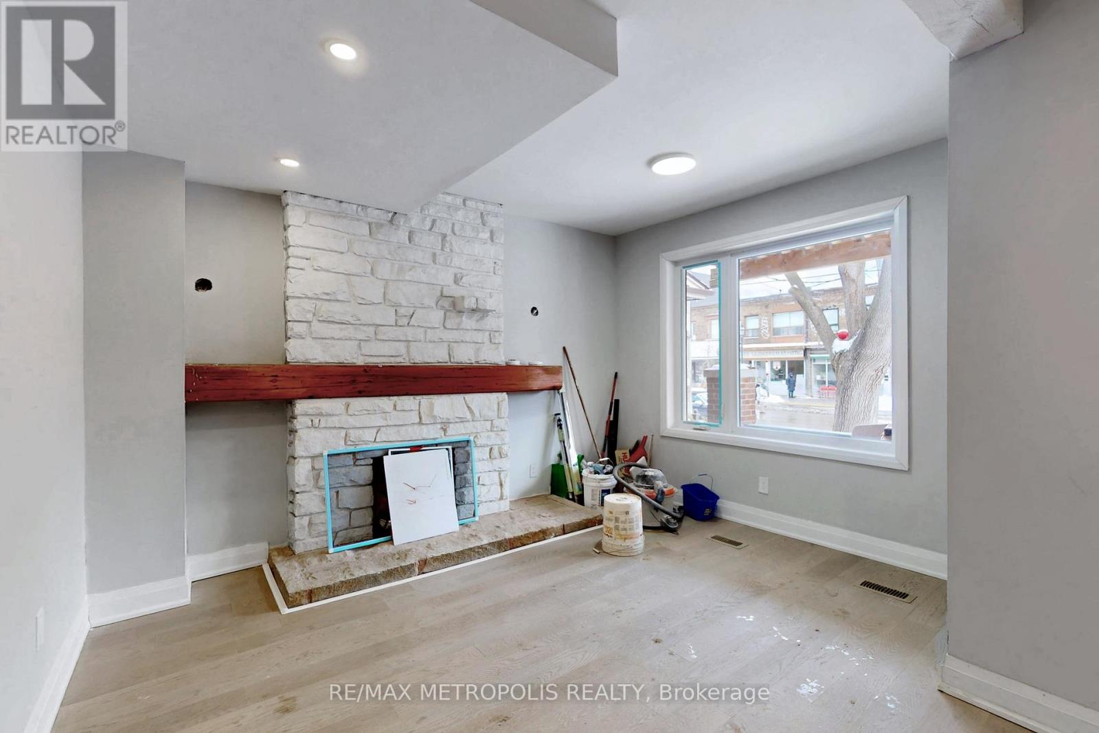 74 Roncesvalles Avenue, Toronto, Ontario  M6R 2K7 - Photo 37 - W12877276