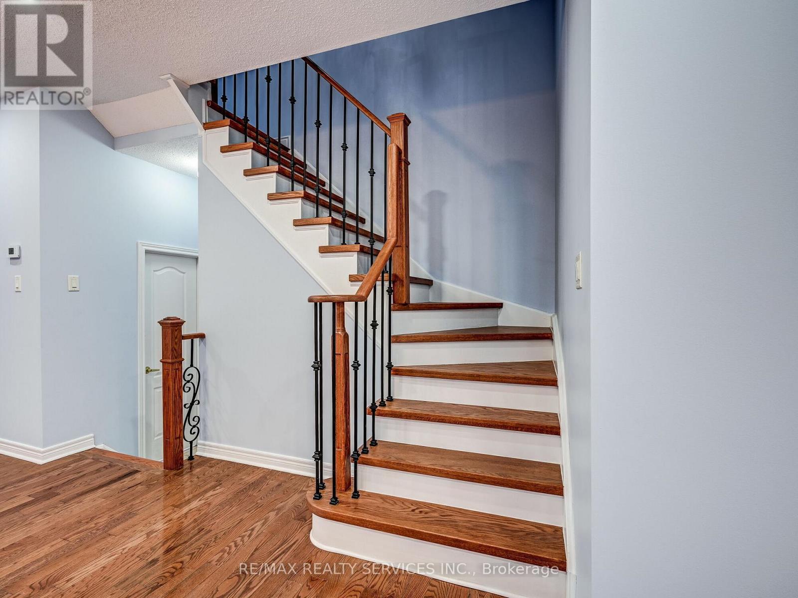 114 Rocky Point Crescent, Brampton (Madoc), Ontario  L6V 4R8 - Photo 17 - W12877338