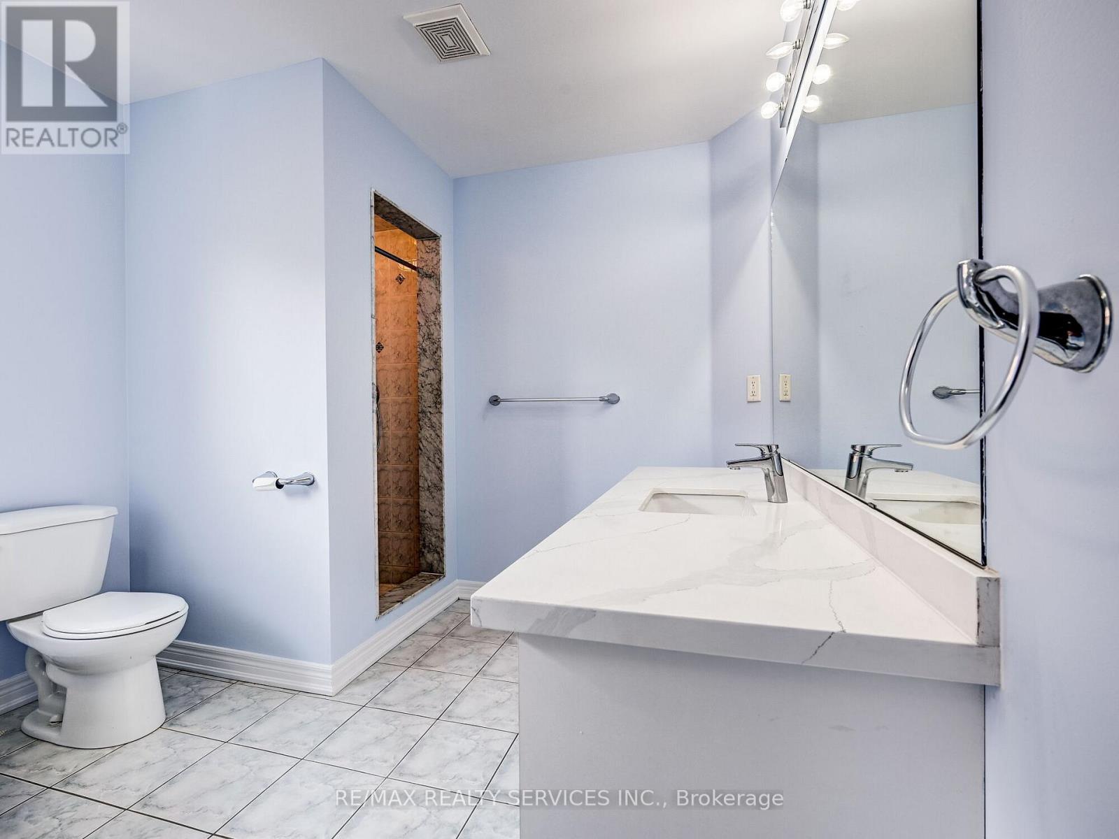 114 Rocky Point Crescent, Brampton (Madoc), Ontario  L6V 4R8 - Photo 24 - W12877338