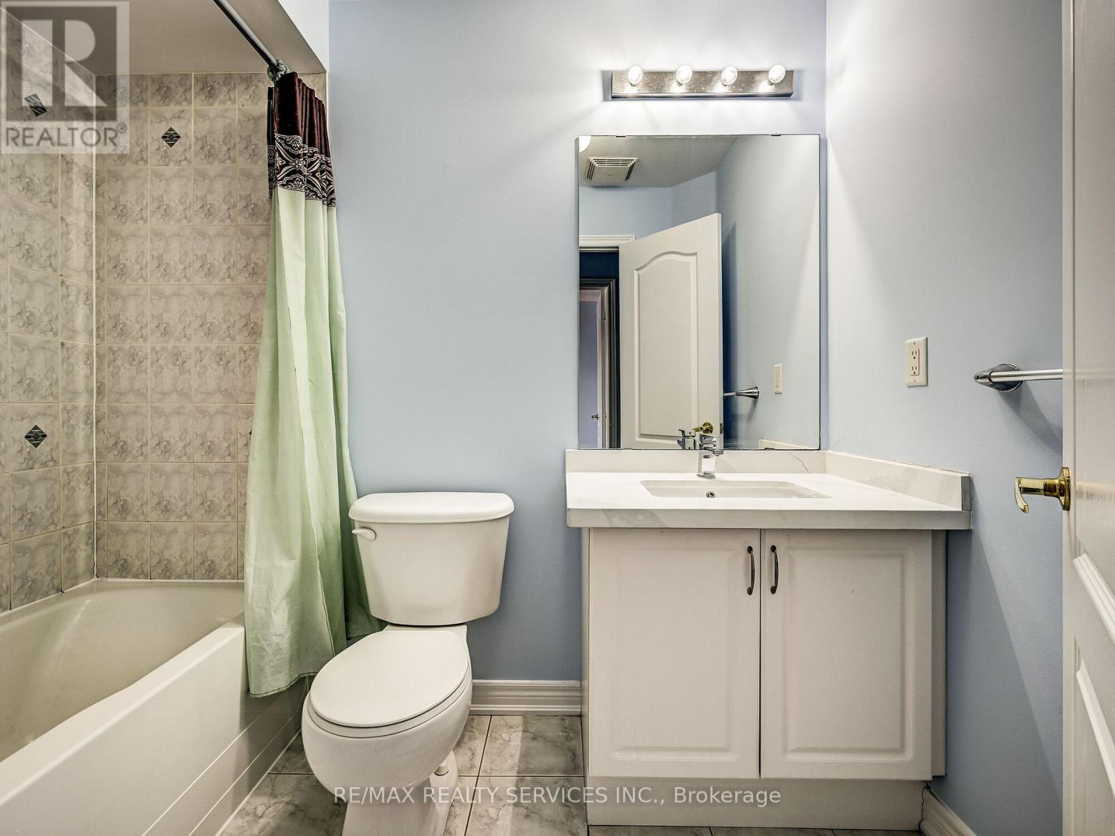 114 Rocky Point Crescent, Brampton (Madoc), Ontario  L6V 4R8 - Photo 28 - W12877338