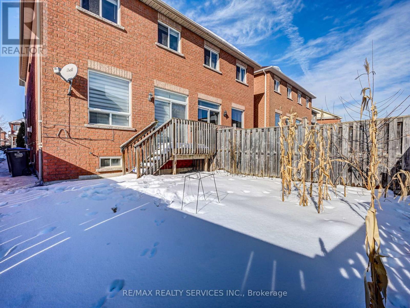 114 Rocky Point Crescent, Brampton (Madoc), Ontario  L6V 4R8 - Photo 32 - W12877338
