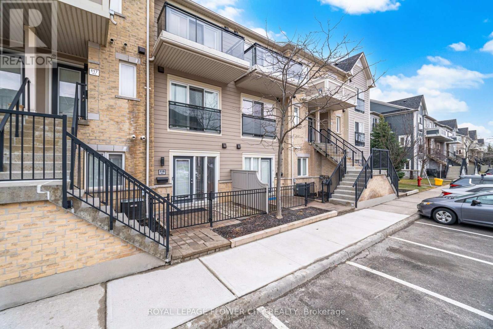 118 - 5035 Oscar Peterson Boulevard, Mississauga (Churchill Meadows), Ontario  L5M 0P4 - Photo 4 - W12877358