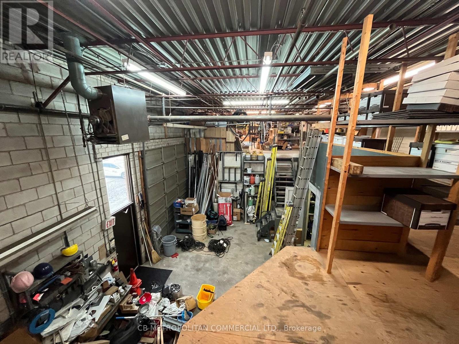 5359 Timberlea Boulevard, Mississauga (Northeast), Ontario  L4W 4N5 - Photo 5 - W12877396