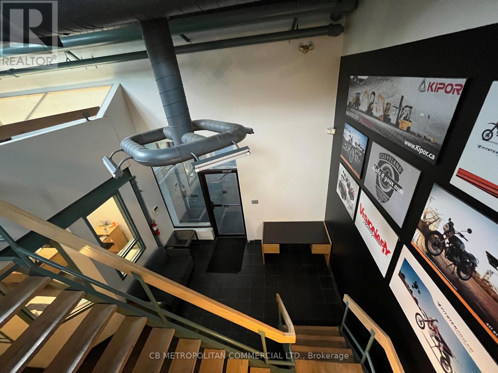 5359 Timberlea Boulevard, Mississauga (Northeast), Ontario  L4W 4N5 - Photo 9 - W12877396