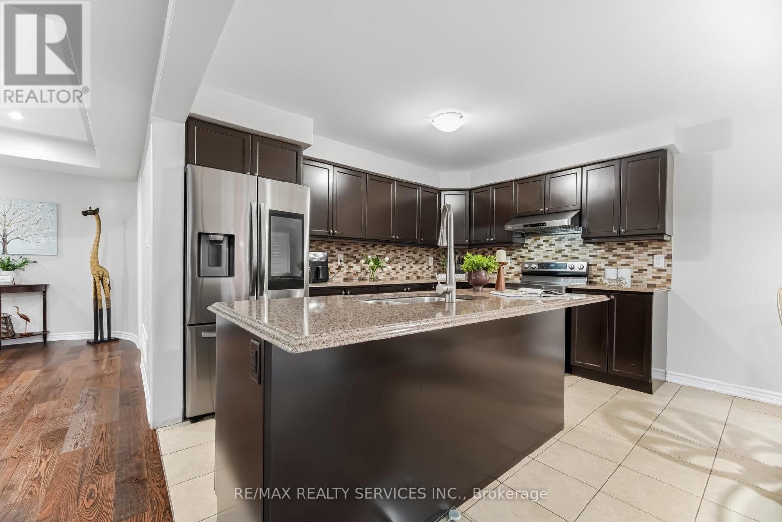 31 Miracle Trail, Brampton, Ontario  L7A 0Y4 - Photo 17 - W12877404