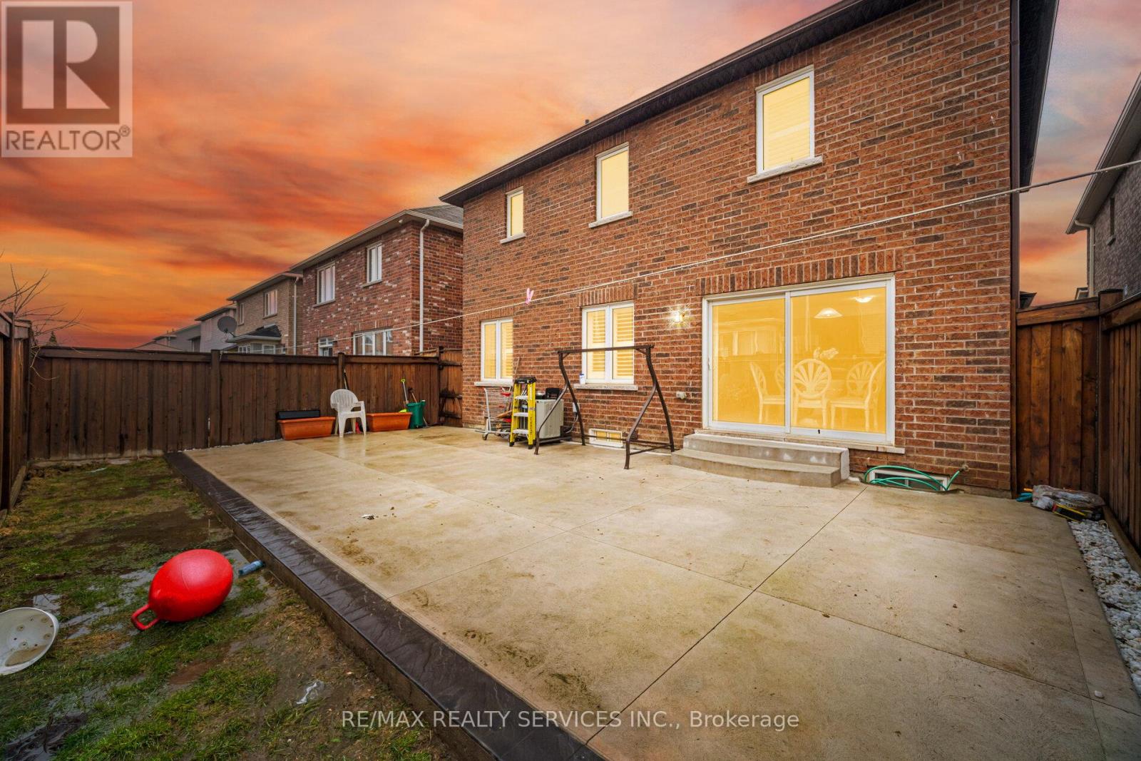 31 Miracle Trail, Brampton, Ontario  L7A 0Y4 - Photo 50 - W12877404