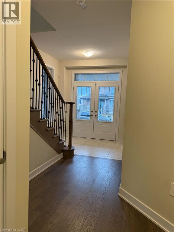 21 Starboard Crescent, Welland, Ontario  L3B 0M4 - Photo 3 - 40811545