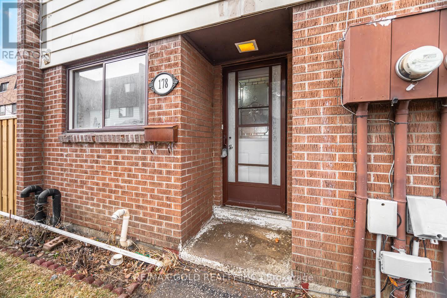 178 - 180 Mississauga Valley Boulevard, Mississauga, Ontario  L5A 3M2 - Photo 4 - W12877454