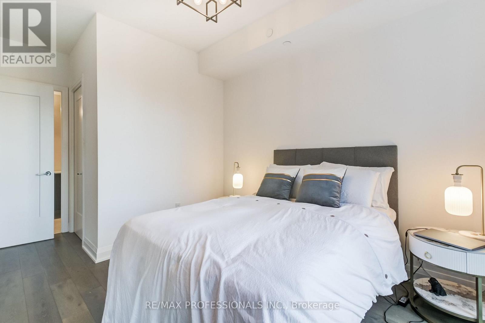 223 - 293 The Kingsway, Toronto, Ontario  M9A 0E8 - Photo 30 - W12877466