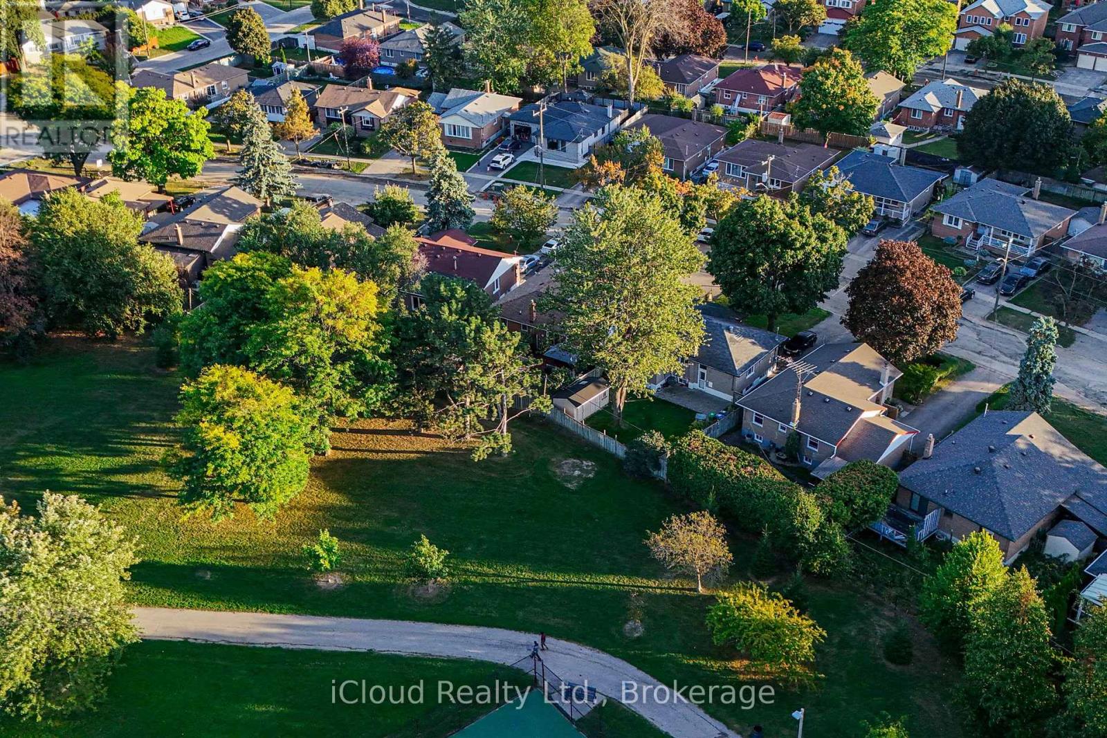 52 Kimbark Drive, Brampton, Ontario  L6X 2A4 - Photo 40 - W12877468