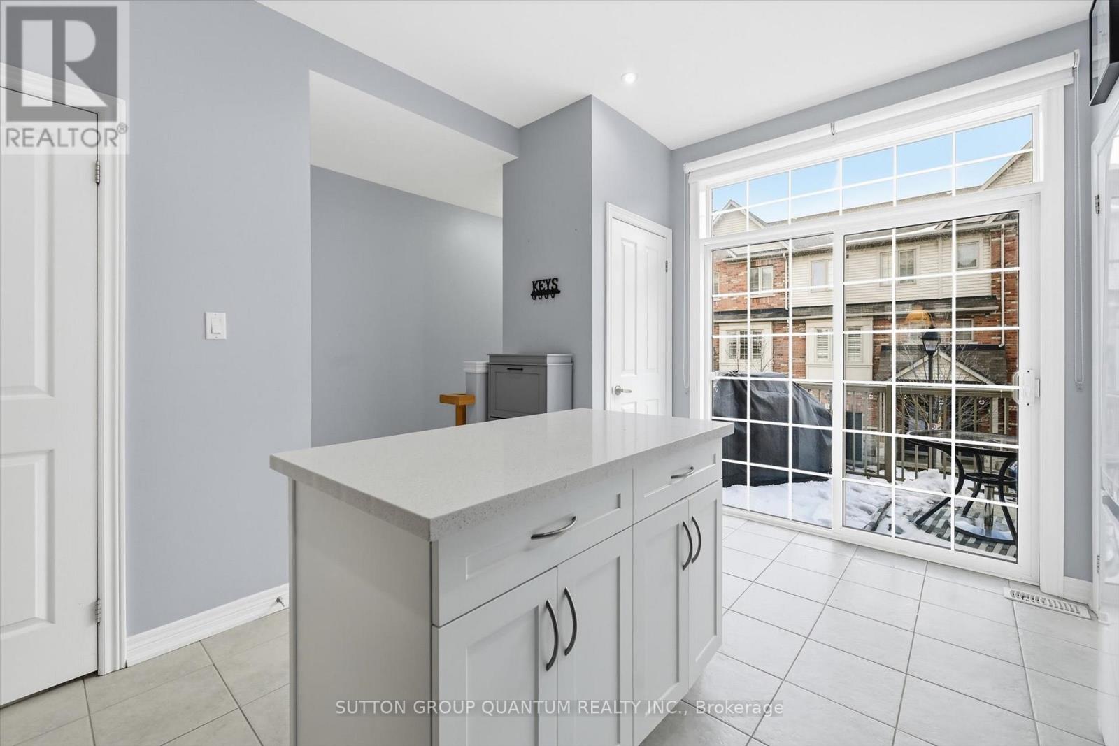 2 - 4165 Upper Middle Road, Burlington, Ontario  L7M 0V4 - Photo 9 - W12877510