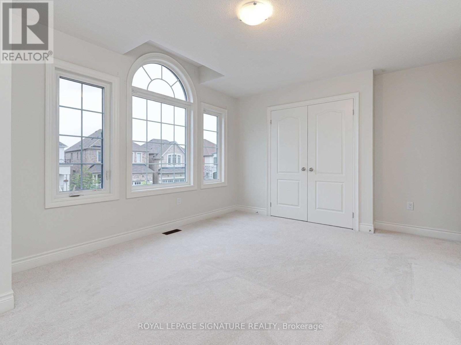 20 Dunley Crescent, Brampton (Credit Valley), Ontario  L6X 5K3 - Photo 6 - W12877516