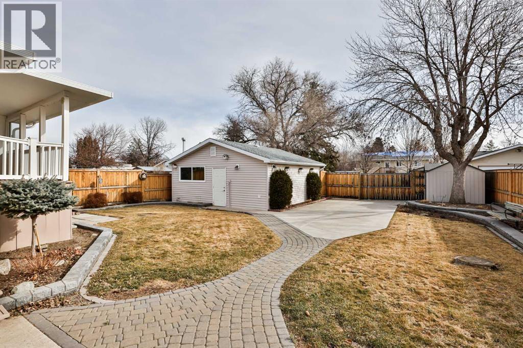 2419 19 Street N, Lethbridge, Alberta  T1H 4T4 - Photo 21 - A2291018