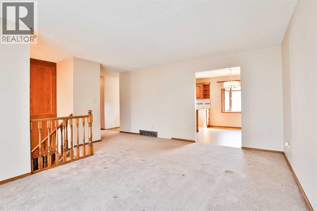 2419 19 Street N, Lethbridge, Alberta  T1H 4T4 - Photo 6 - A2291018