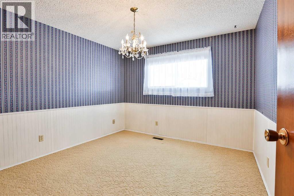 2419 19 Street N, Lethbridge, Alberta  T1H 4T4 - Photo 10 - A2291018