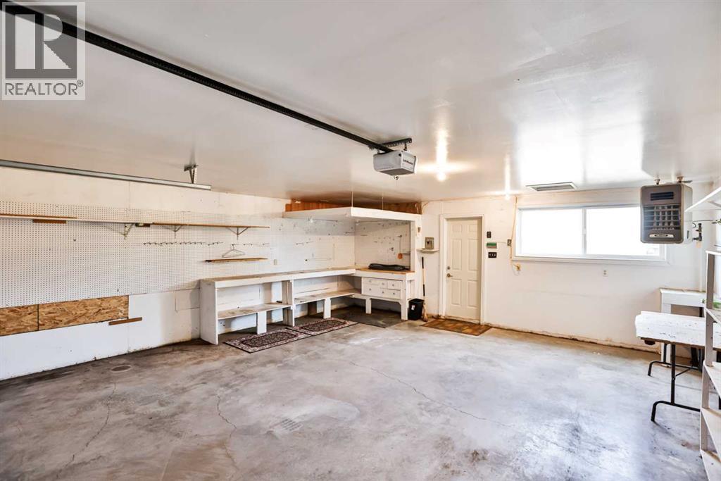 2419 19 Street N, Lethbridge, Alberta  T1H 4T4 - Photo 24 - A2291018