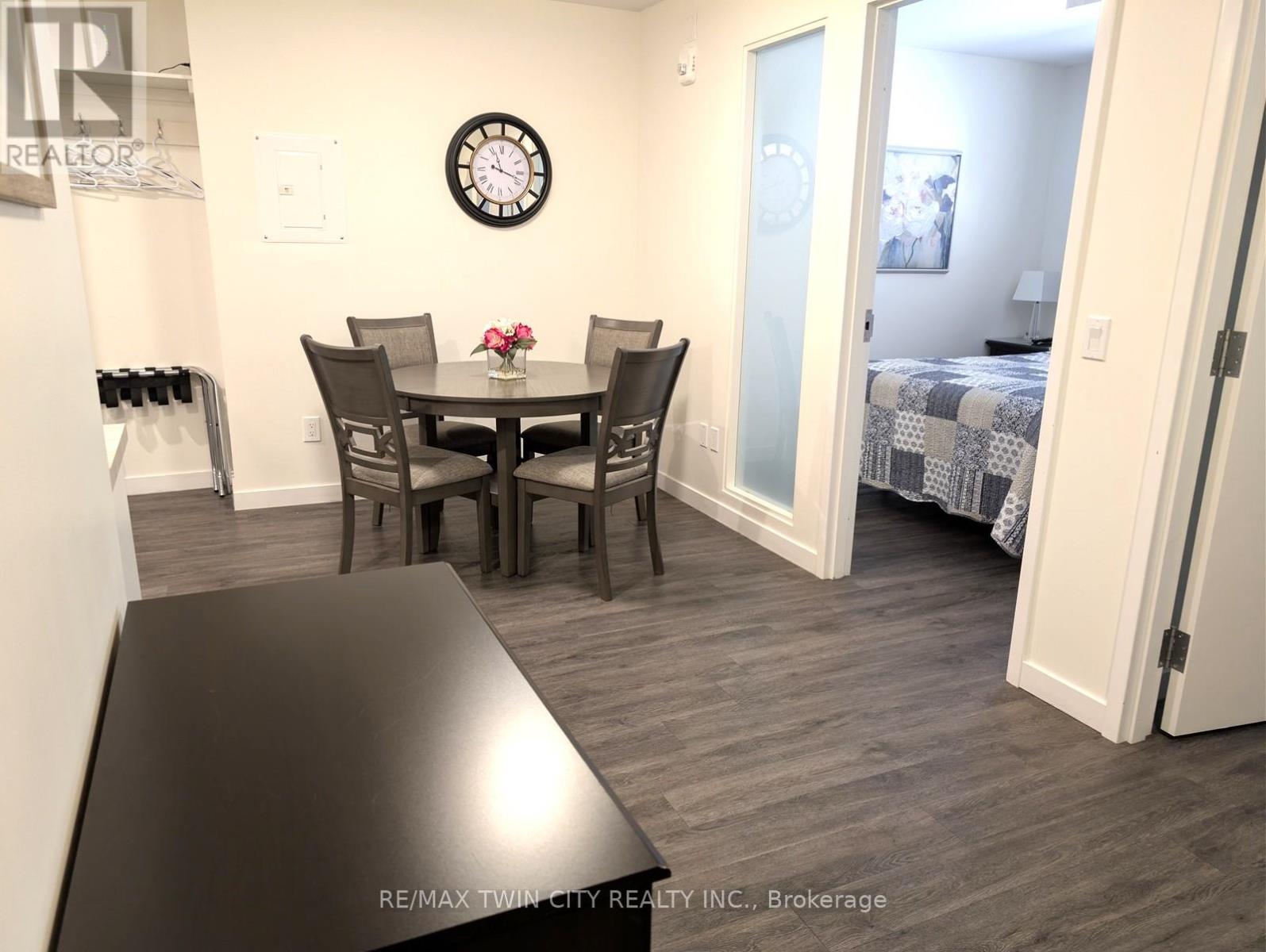 705 - 265 Westcourt Place, Waterloo, Ontario  N2L 6E4 - Photo 37 - X12877254