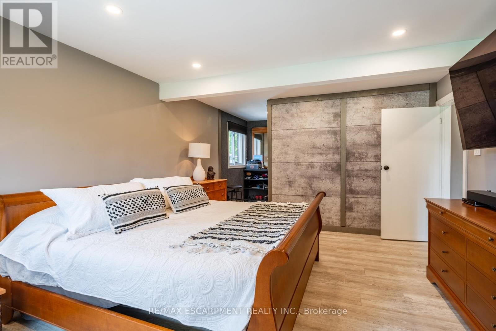 2172 Centre Road W, Hamilton, Ontario  L0P 1B0 - Photo 28 - X12877368