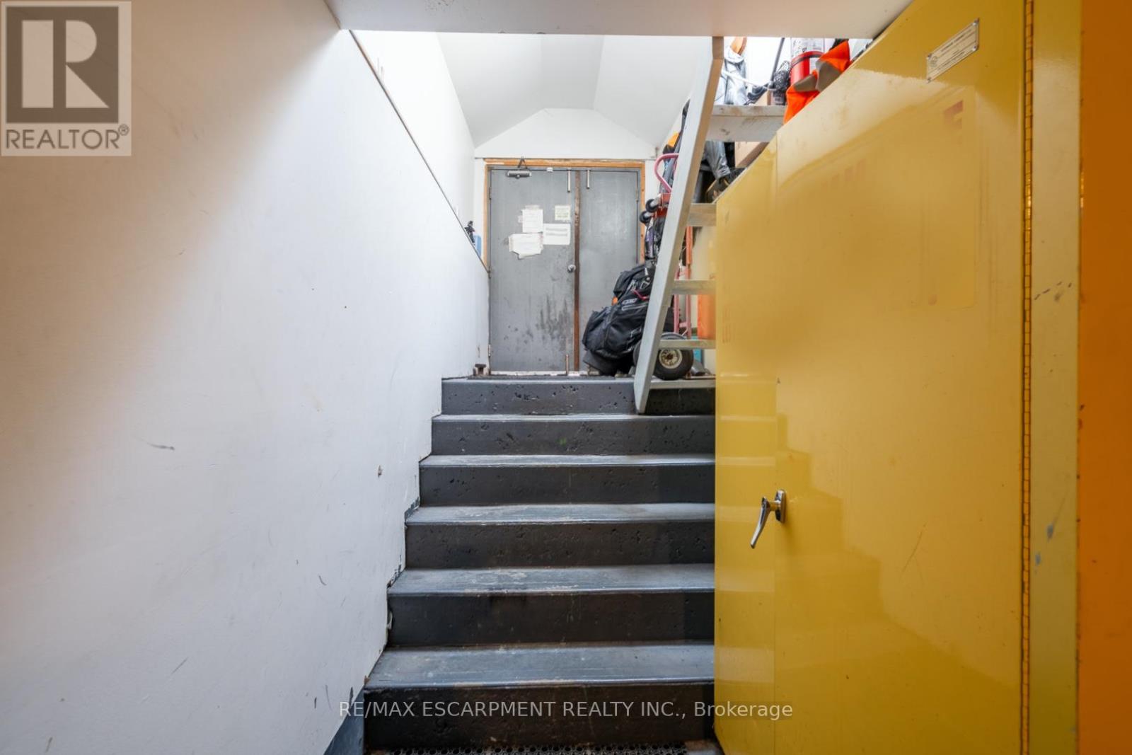 2172 Centre Road W, Hamilton, Ontario  L0P 1B0 - Photo 42 - X12877368