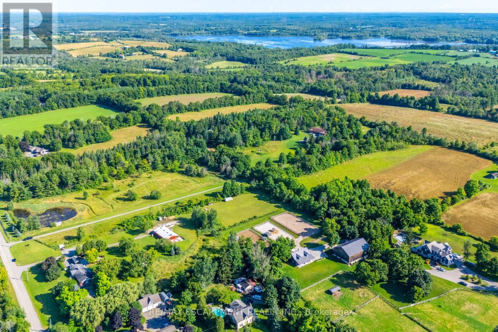 2172 Centre Road W, Hamilton, Ontario  L0P 1B0 - Photo 5 - X12877368