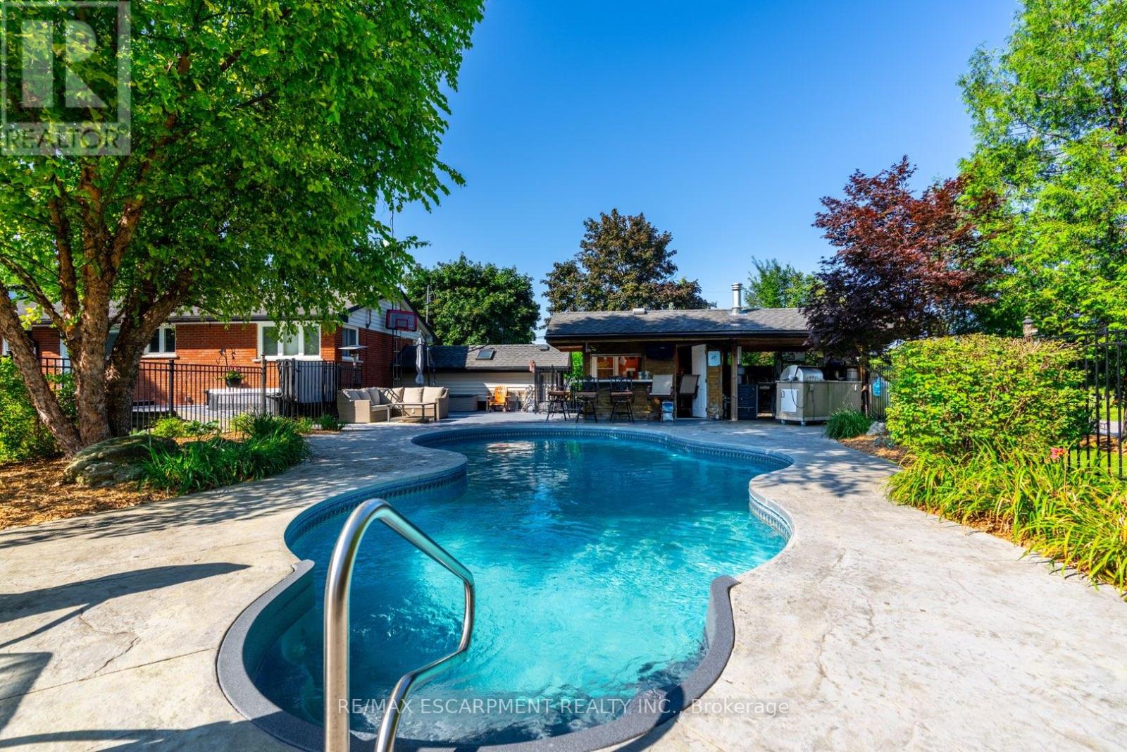 2172 Centre Road W, Hamilton, Ontario  L0P 1B0 - Photo 8 - X12877368