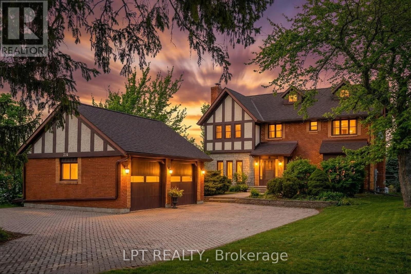 234 ANGELINE STREET N, Kawartha Lakes, Ontario