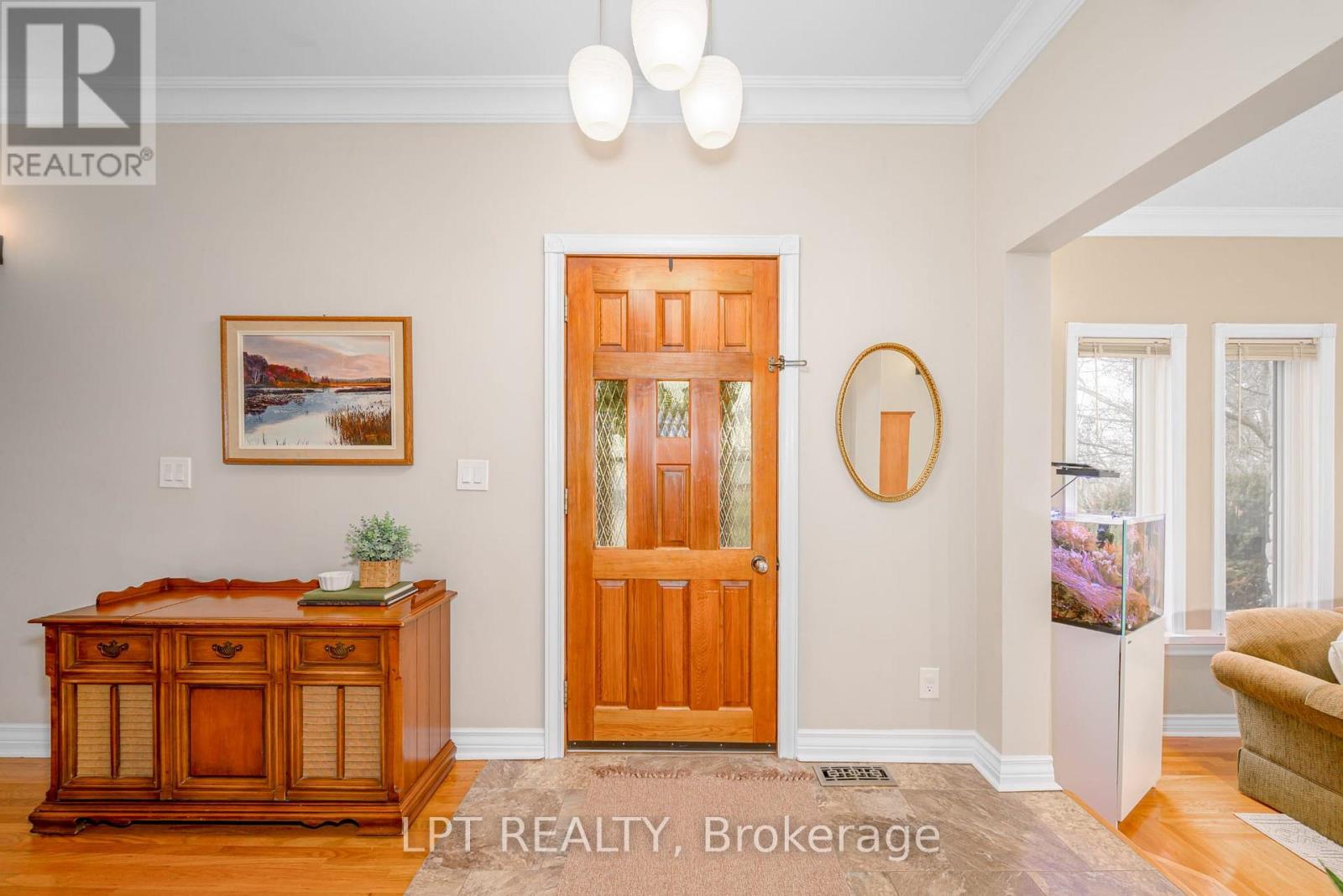 234 Angeline Street N, Kawartha Lakes, Ontario  K9V 5E9 - Photo 6 - X12877456