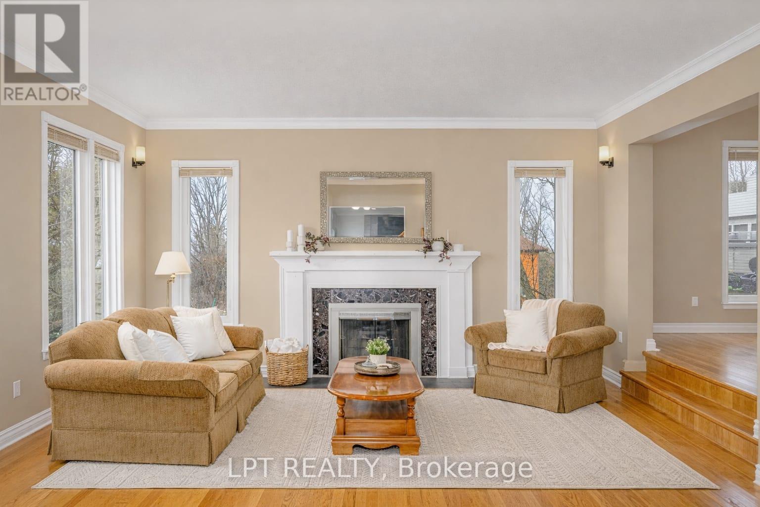 234 Angeline Street N, Kawartha Lakes, Ontario  K9V 5E9 - Photo 9 - X12877456