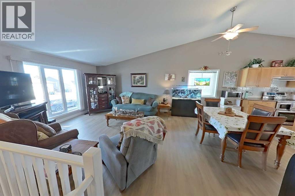 42 Valarosa Drive, Didsbury, Alberta  T0M 0W0 - Photo 13 - A2279455