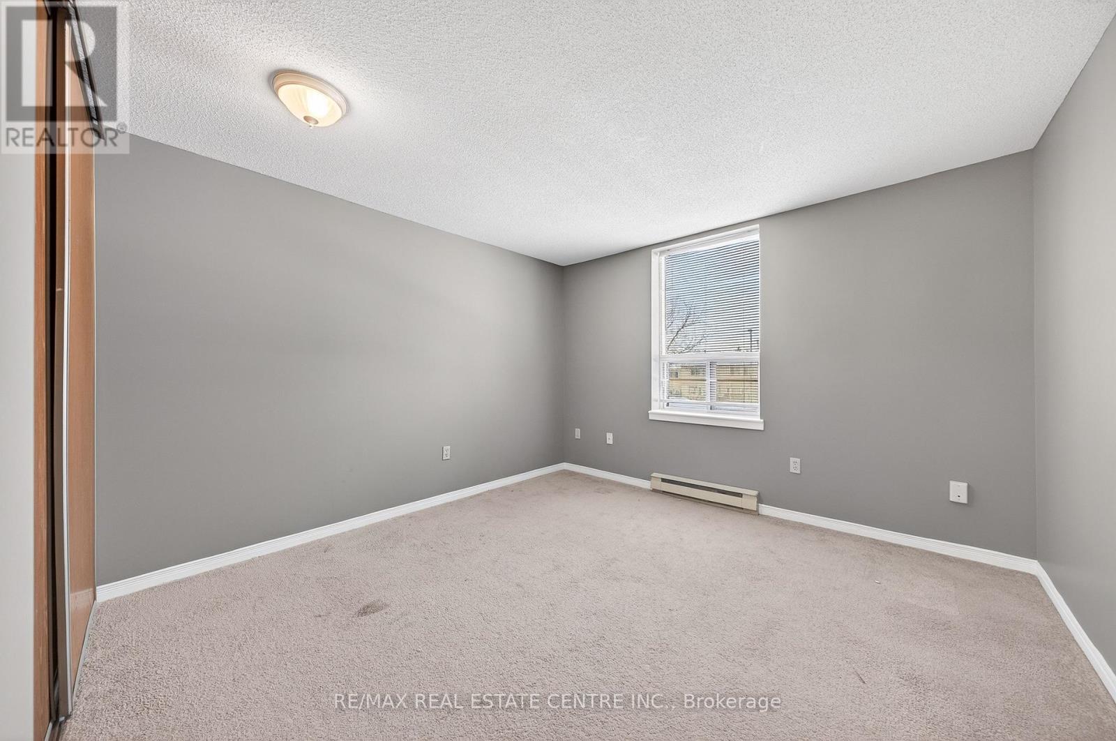 212 - 35 Green Valley Drive, Kitchener, Ontario  N2P 2A5 - Photo 28 - X12877486