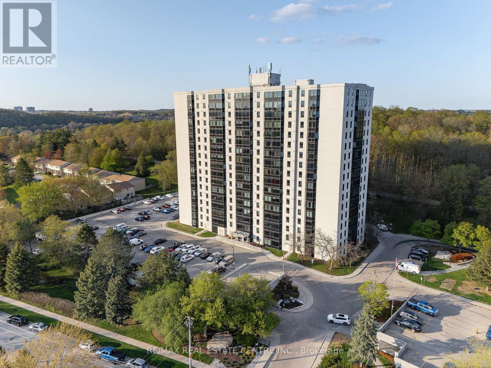 212 - 35 Green Valley Drive, Kitchener, Ontario  N2P 2A5 - Photo 37 - X12877486