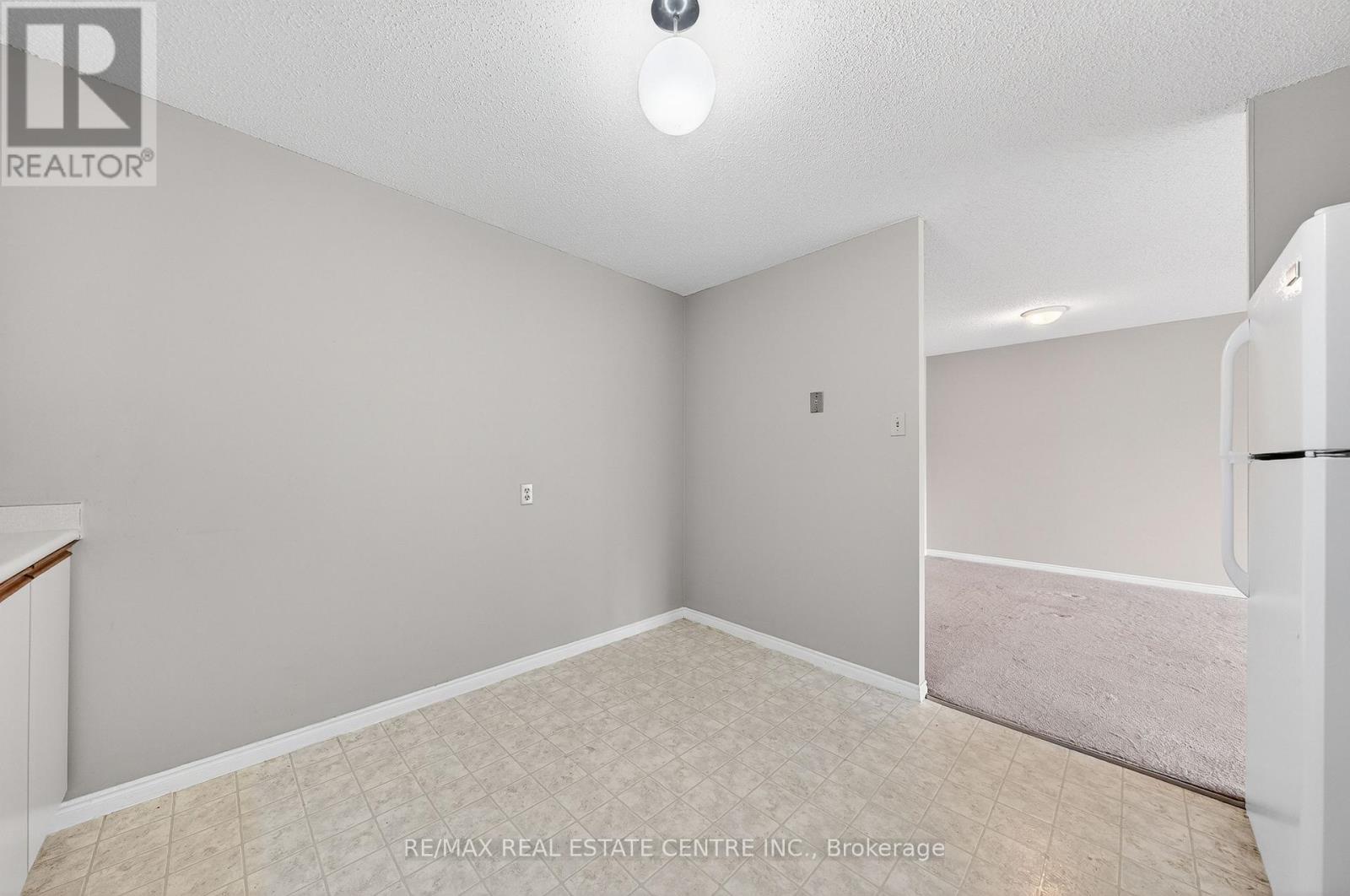 1002 - 35 Green Valley Drive, Kitchener, Ontario  N2P 2A5 - Photo 20 - X12877490