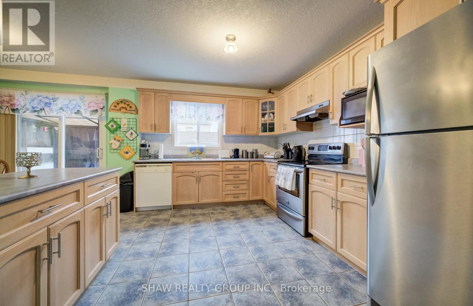 484 Langlaw Drive, Cambridge, Ontario  N1P 1H5 - Photo 16 - X12877506