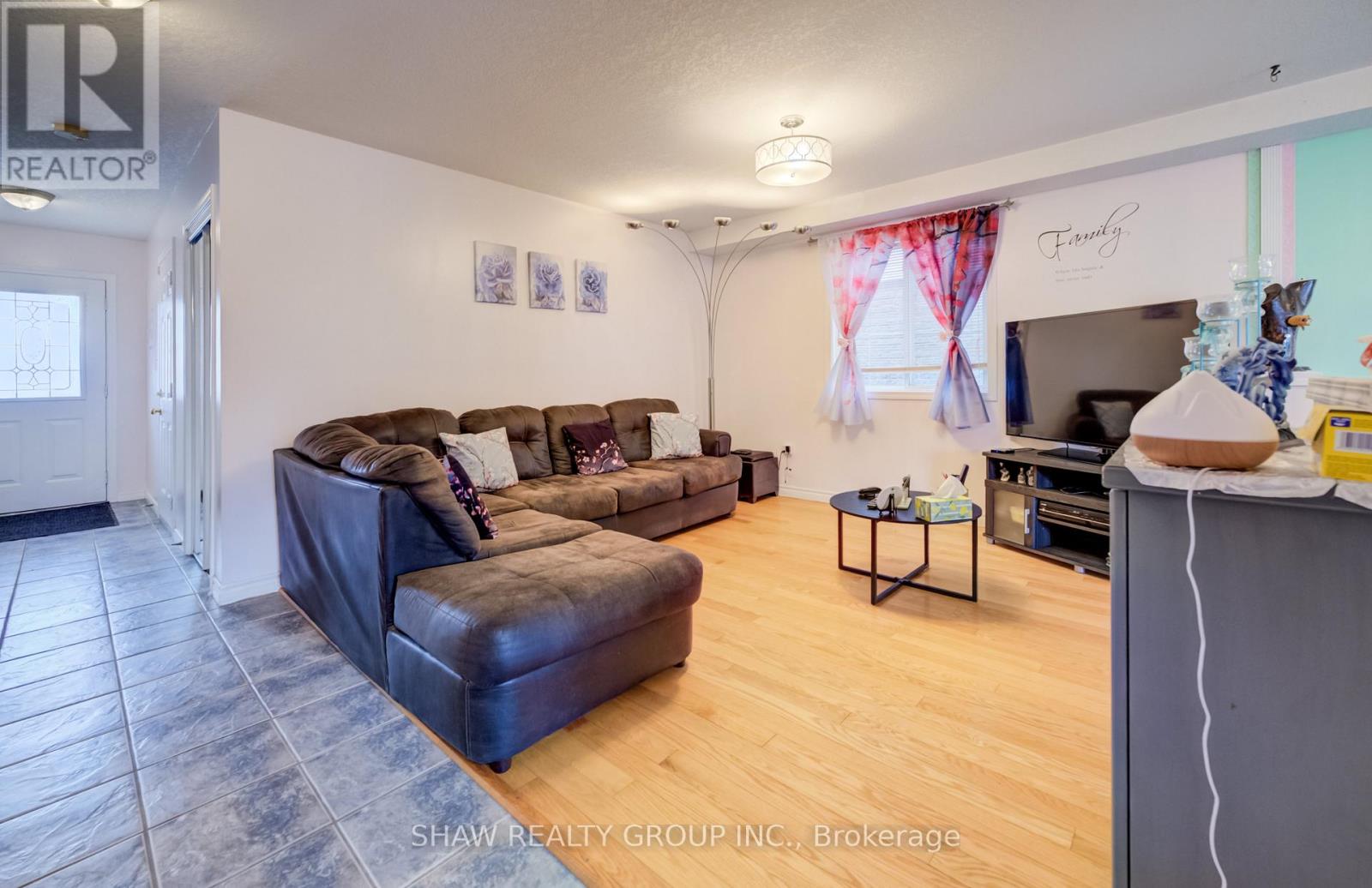 484 Langlaw Drive, Cambridge, Ontario  N1P 1H5 - Photo 8 - X12877506