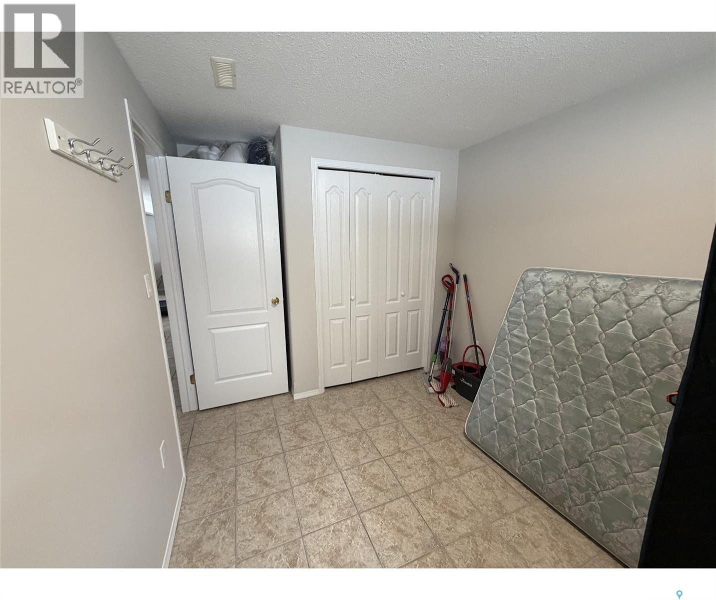 193 Vickers Crescent, Air Ronge, Saskatchewan  S0J 3G0 - Photo 16 - SK030327