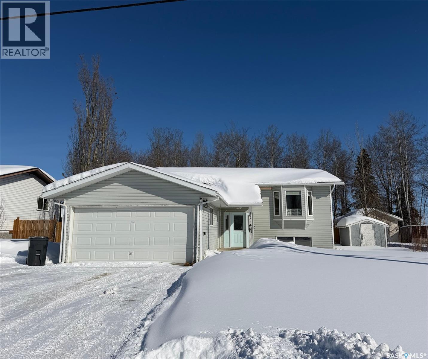 193 Vickers Crescent, Air Ronge, Saskatchewan  S0J 3G0 - Photo 2 - SK030327