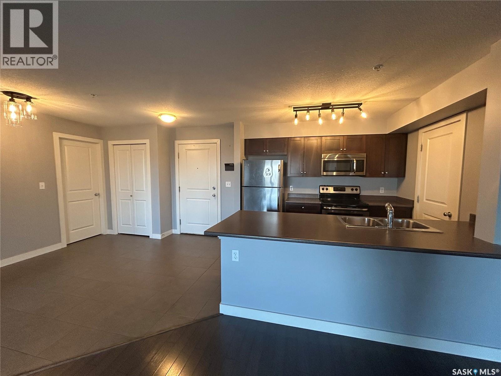 308 304 Petterson Drive, Estevan, Saskatchewan  S4A 1N7 - Photo 6 - SK030326