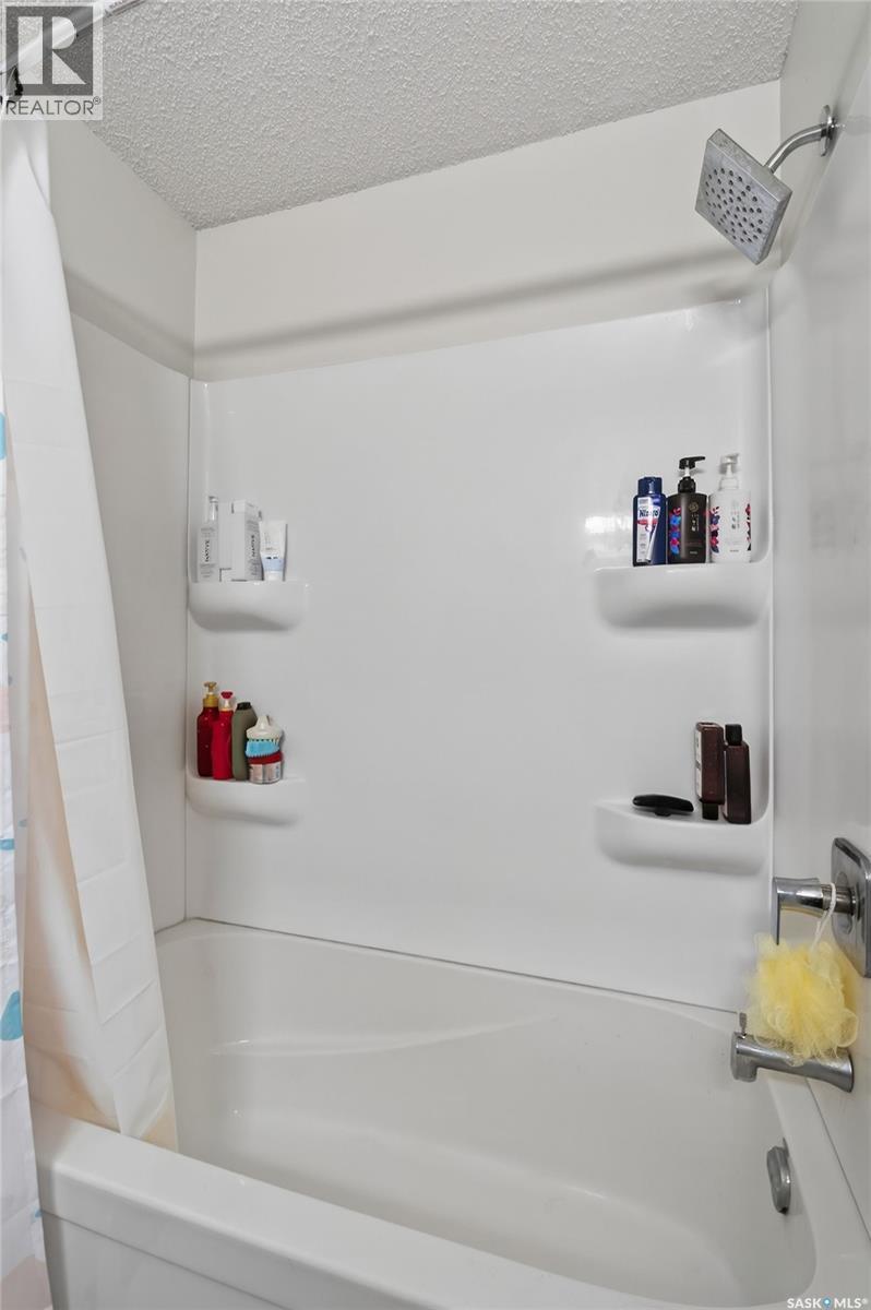 102-104 Hedley Street, Saskatoon, Saskatchewan  S7N 4G4 - Photo 13 - SK030184