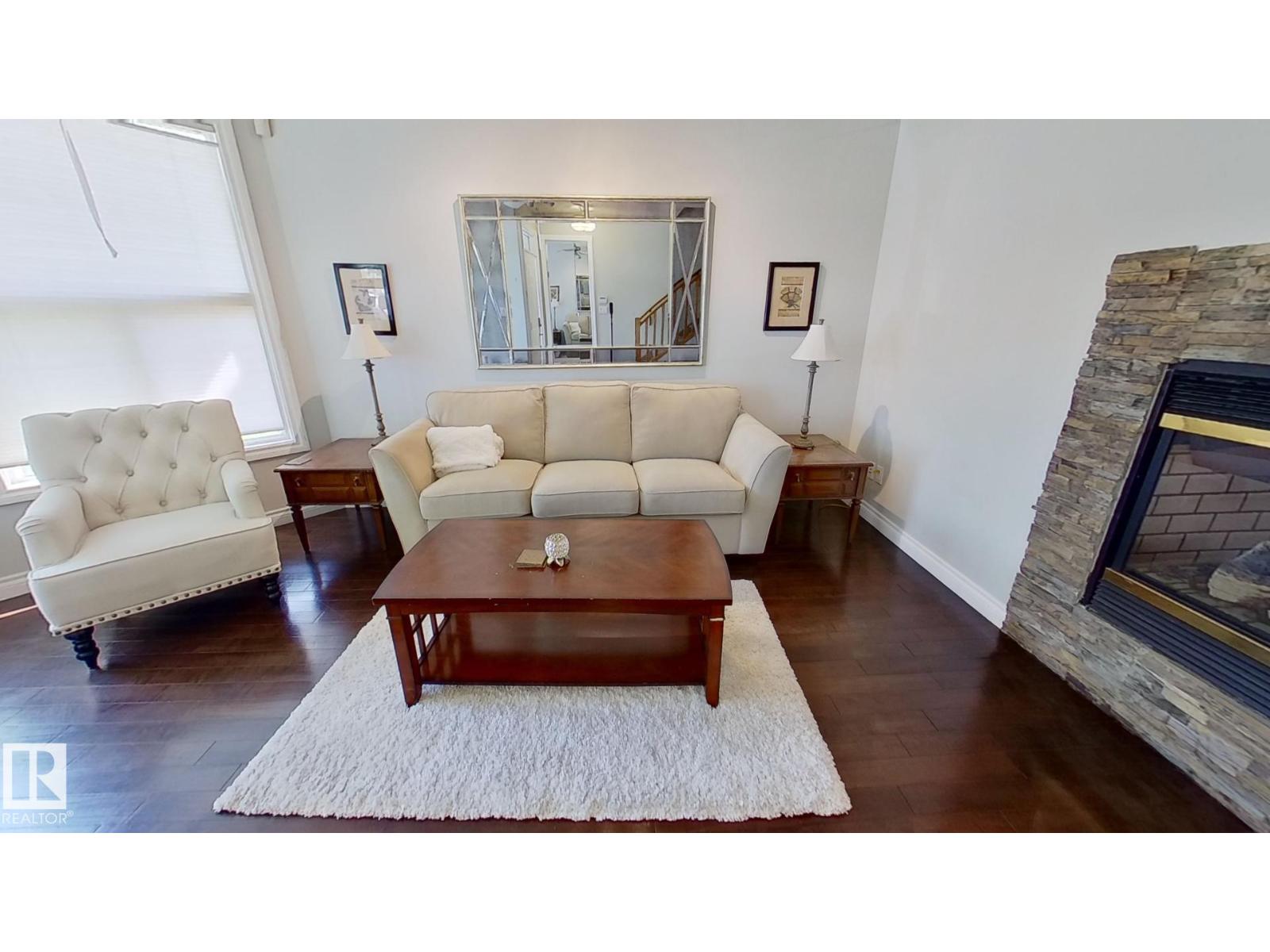 2036 Towne Centre Bv Nw Nw, Edmonton, Alberta  T6R 3M7 - Photo 2 - E4477140